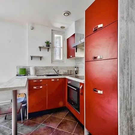 Appartement 3p Paisible Au Coeur De La Nice